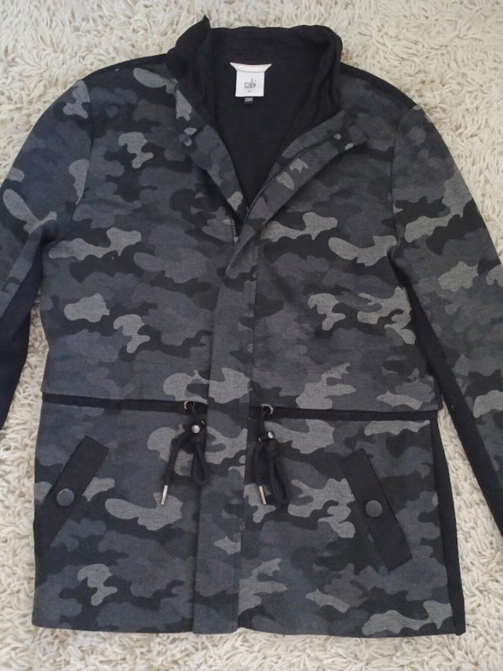 CAbi ATC Camo Jacket Womens M #3911 Black Gray Cinch Waist Thumbholes Zip